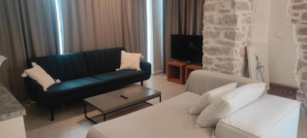 Kampus Luxury Villas Trikala  Bagian luar foto